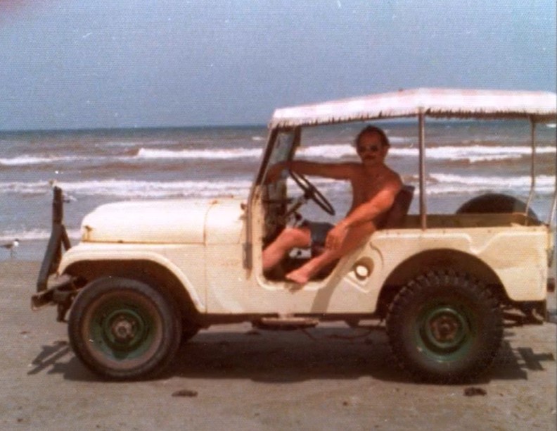 Zip beach Jeep.jpg